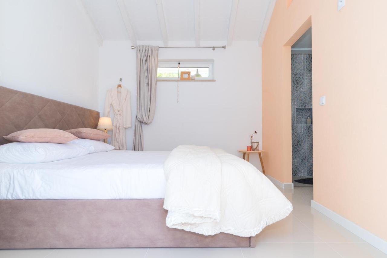 Quinta Bogesi Bed & Breakfast Figueira da Foz Exterior photo
